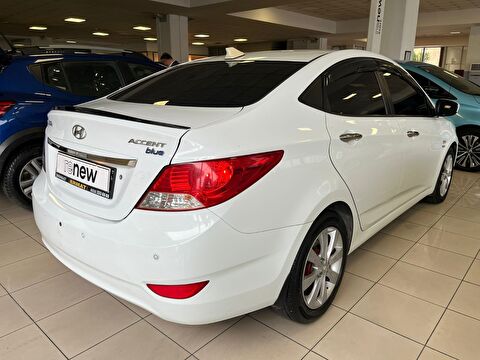 2013 Dizel Manuel Hyundai Accent Blue Beyaz Ermat Motorlu Araçlar ve Tarım Ürünleri Sanayi Ticaret A.Ş.