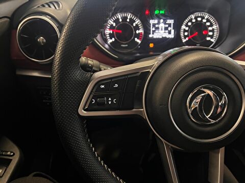 2024 Benzin Otomatik DFSK Fengon 500 Siyah Ermat Motorlu Araçlar ve Tarım Ürünleri Sanayi Ticaret A.Ş.