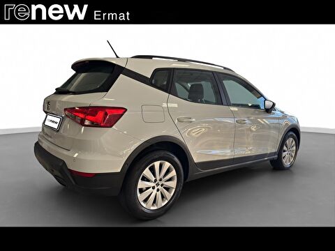 2025 Benzin Otomatik Seat Arona Beyaz Ermat Motorlu Araçlar ve Tarım Ürünleri Sanayi Ticaret A.Ş.