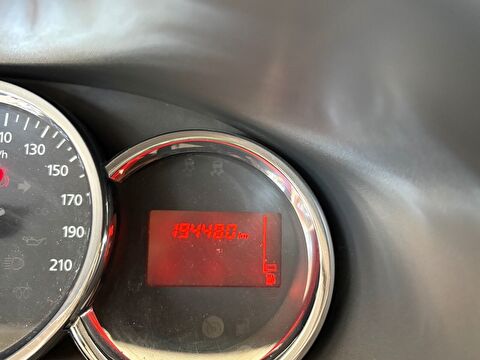 2014 Dizel Manuel Dacia Logan Beyaz Ermat Motorlu Araçlar ve Tarım Ürünleri Sanayi Ticaret A.Ş.