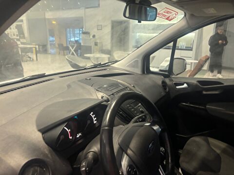 2021 Dizel Manuel Ford Tourneo Courier Beyaz Ermat Motorlu Araçlar ve Tarım Ürünleri Sanayi Ticaret A.Ş.