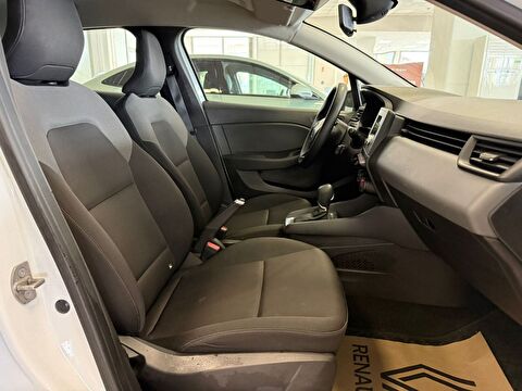 2023 Benzin Otomatik Renault Clio Beyaz Ermat Motorlu Araçlar ve Tarım Ürünleri Sanayi Ticaret A.Ş.