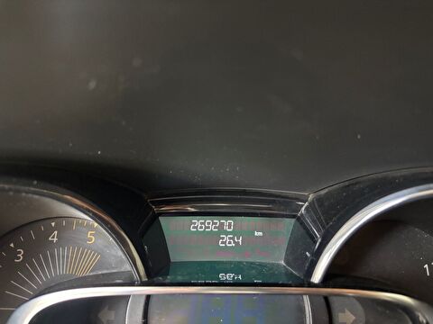 2015 Dizel Manuel Renault Clio Beyaz Ermat Motorlu Araçlar ve Tarım Ürünleri Sanayi Ticaret A.Ş.