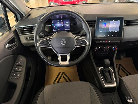 2025 Benzin Otomatik Renault Clio Beyaz Ermat Motorlu Araçlar ve Tarım Ürünleri Sanayi Ticaret A.Ş.