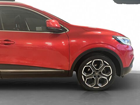 2017 Dizel Otomatik Renault Kadjar Kırmızı Ermat Motorlu Araçlar ve Tarım Ürünleri Sanayi Ticaret A.Ş.