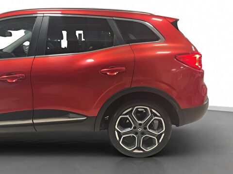2017 Dizel Otomatik Renault Kadjar Kırmızı Ermat Motorlu Araçlar ve Tarım Ürünleri Sanayi Ticaret A.Ş.
