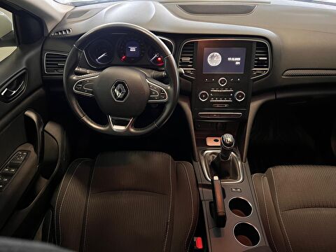 renault, megane, sedan 1.6 16v touch, manuel, benzin 2.el otomobil | renew 15