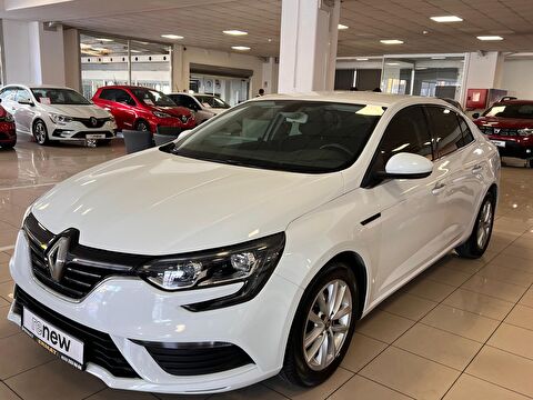 Sedan 1.6 16V Touch, 2. el otomobil | renew