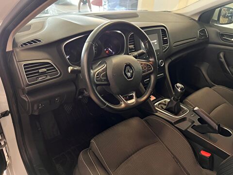 renault, megane, sedan 1.6 16v touch, manuel, benzin 2.el otomobil | renew 14