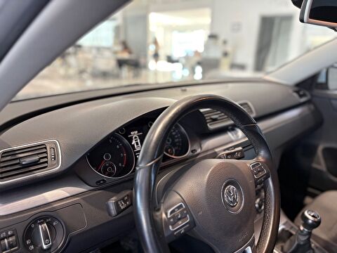 2012 Benzin Manuel Volkswagen Passat Gri Ermat Motorlu Araçlar ve Tarım Ürünleri Sanayi Ticaret A.Ş.