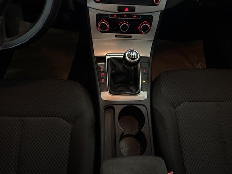 2012 Benzin Manuel Volkswagen Passat Siyah Ermat Motorlu Araçlar ve Tarım Ürünleri Sanayi Ticaret A.Ş.