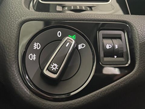 2017 Dizel Otomatik Volkswagen Golf Gri Ermat Motorlu Araçlar ve Tarım Ürünleri Sanayi Ticaret A.Ş.