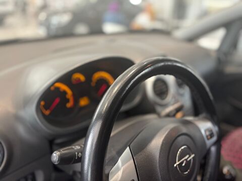 2012 Dizel Manuel Opel Corsa Beyaz Ermat Motorlu Araçlar ve Tarım Ürünleri Sanayi Ticaret A.Ş.