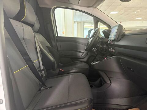 renault, kangoo, 1.5 bluedci l2 equilibre, manuel, dizel 2.el otomobil | renew 17