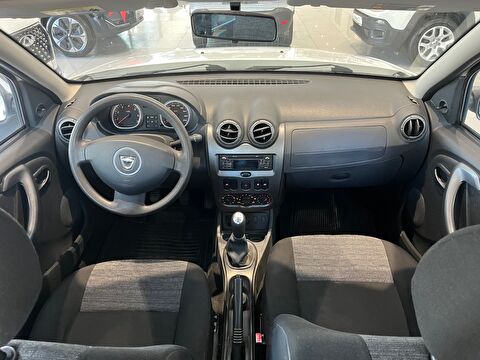 2013 Dizel Manuel Dacia Duster Beyaz Ermat Motorlu Araçlar ve Tarım Ürünleri Sanayi Ticaret A.Ş.