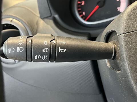 2013 Dizel Manuel Dacia Duster Beyaz Ermat Motorlu Araçlar ve Tarım Ürünleri Sanayi Ticaret A.Ş.