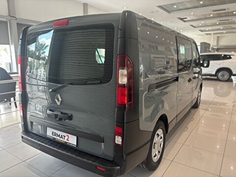 2023 Dizel Otomatik Renault Trafic Combi Gri Ermat Motorlu Araçlar ve Tarım Ürünleri Sanayi Ticaret A.Ş.