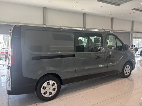 2023 Dizel Otomatik Renault Trafic Combi Gri Ermat Motorlu Araçlar ve Tarım Ürünleri Sanayi Ticaret A.Ş.