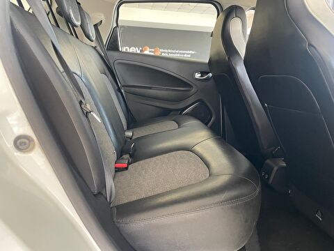 2021 Elektrik Otomatik Renault ZOE Beyaz Ermat Motorlu Araçlar ve Tarım Ürünleri Sanayi Ticaret A.Ş.