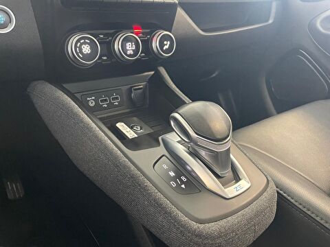 2021 Elektrik Otomatik Renault ZOE Beyaz Ermat Motorlu Araçlar ve Tarım Ürünleri Sanayi Ticaret A.Ş.