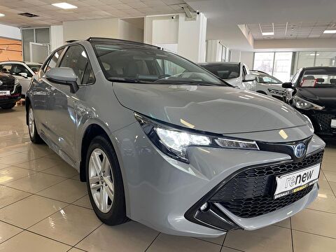 Hatchback 1.8 Hybrid Dream X-Pack e-CVT, 2. el otomobil | renew