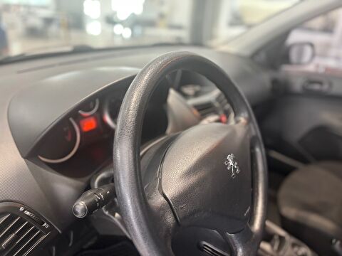 2011 Benzin Manuel Peugeot 206 + Beyaz Ermat Motorlu Araçlar ve Tarım Ürünleri Sanayi Ticaret A.Ş.