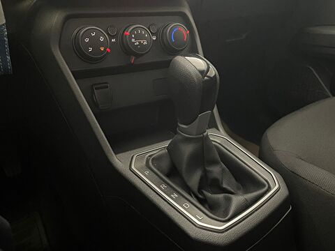 dacia, sandero, 1.0 tce essential cvt, otomatik, benzin 2.el otomobil | renew 13