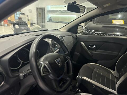 2017 Dizel Otomatik Dacia Sandero Mavi Ermat Motorlu Araçlar ve Tarım Ürünleri Sanayi Ticaret A.Ş.