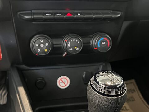 2022 Benzin Manuel Dacia Duster Beyaz Ermat Motorlu Araçlar ve Tarım Ürünleri Sanayi Ticaret A.Ş.