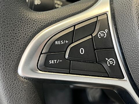 2022 Benzin Manuel Dacia Duster Beyaz Ermat Motorlu Araçlar ve Tarım Ürünleri Sanayi Ticaret A.Ş.