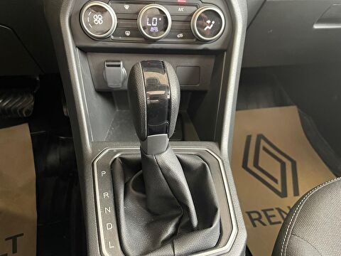 dacia, sandero, hatchback 1.0 tce stepway expression cvt, otomatik, benzin 2.el otomobil | renew 17