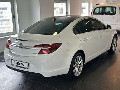 2016 Dizel Otomatik Opel Insignia Beyaz Ermat Motorlu Araçlar ve Tarım Ürünleri Sanayi Ticaret A.Ş.