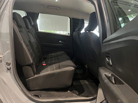 2023 Benzin Manuel Dacia Jogger Gri Ermat Motorlu Araçlar ve Tarım Ürünleri Sanayi Ticaret A.Ş.