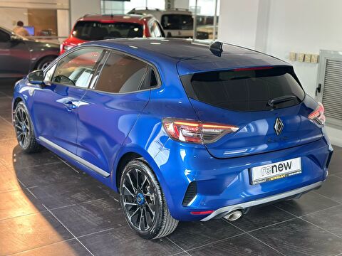 2024 Benzin Otomatik Renault Clio Mavi Ermat Motorlu Araçlar ve Tarım Ürünleri Sanayi Ticaret A.Ş.