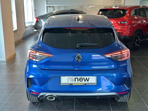2024 Benzin Otomatik Renault Clio Mavi Ermat Motorlu Araçlar ve Tarım Ürünleri Sanayi Ticaret A.Ş.