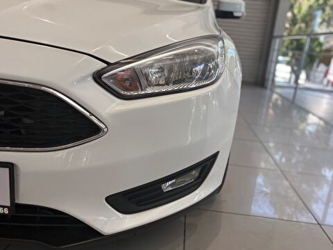 2018 Dizel Otomatik Ford Focus Beyaz Ermat Motorlu Araçlar ve Tarım Ürünleri Sanayi Ticaret A.Ş.