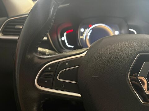 2016 Dizel Otomatik Renault Kadjar Kırmızı Ermat Motorlu Araçlar ve Tarım Ürünleri Sanayi Ticaret A.Ş.