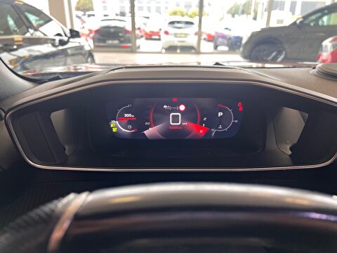 2020 Dizel Otomatik Peugeot 2008 Turuncu Ermat Motorlu Araçlar ve Tarım Ürünleri Sanayi Ticaret A.Ş.
