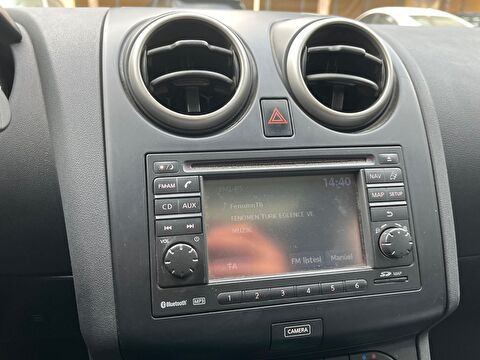 2013 Benzin Otomatik Nissan Qashqai Beyaz Ermat Motorlu Araçlar ve Tarım Ürünleri Sanayi Ticaret A.Ş.