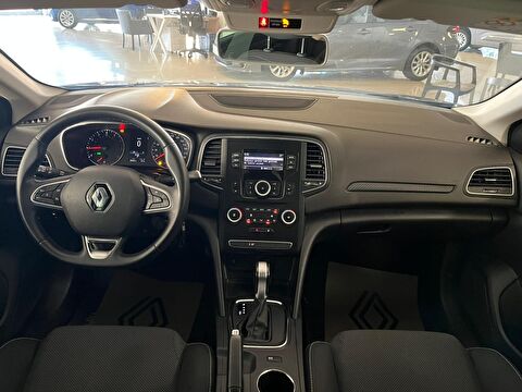 renault, megane, sedan 1.3 tce joy edc, otomatik, benzin 2.el otomobil | renew 17