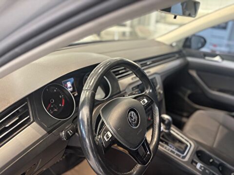2016 Dizel Otomatik Volkswagen Passat Gri Ermat Motorlu Araçlar ve Tarım Ürünleri Sanayi Ticaret A.Ş.