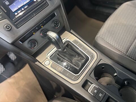 2016 Dizel Otomatik Volkswagen Passat Gri Ermat Motorlu Araçlar ve Tarım Ürünleri Sanayi Ticaret A.Ş.