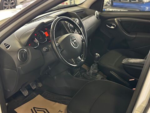 2014 Dizel Manuel Dacia Duster Beyaz Ermat Motorlu Araçlar ve Tarım Ürünleri Sanayi Ticaret A.Ş.