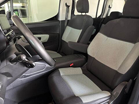citroen, berlingo, kombi 1.5 bluehdı shine bold eat8, otomatik, dizel 2.el otomobil | renew 15