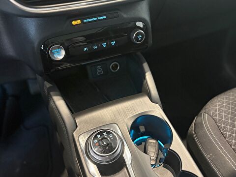 2025 Benzin Otomatik Ford Kuga Beyaz Ermat Motorlu Araçlar ve Tarım Ürünleri Sanayi Ticaret A.Ş.