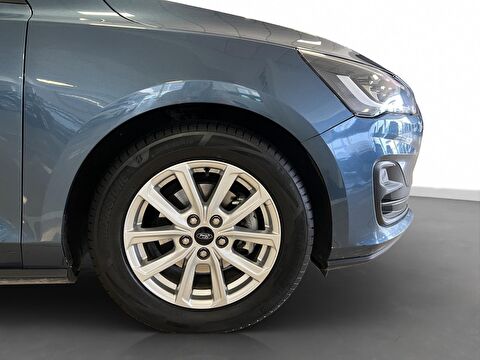 ford, focus, sedan 1.5 tdcı ecoblue trend x otomatik, otomatik, dizel 2.el otomobil | renew 18
