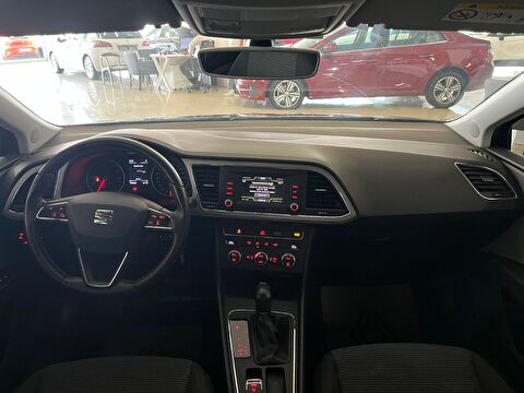 2018 Benzin Otomatik Seat Leon Mor Ermat Motorlu Araçlar ve Tarım Ürünleri Sanayi Ticaret A.Ş.