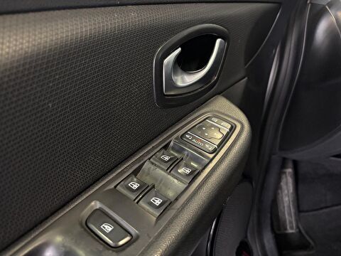 2018 Dizel Otomatik Renault Clio Gri Ermat Motorlu Araçlar ve Tarım Ürünleri Sanayi Ticaret A.Ş.