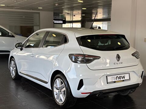 2025 Benzin Otomatik Renault Clio Beyaz Ermat Motorlu Araçlar ve Tarım Ürünleri Sanayi Ticaret A.Ş.