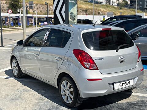2014 Benzin Manuel Hyundai i20 Gri Ermat Motorlu Araçlar ve Tarım Ürünleri Sanayi Ticaret A.Ş.